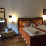 Dai Muli Bed and Breakfast