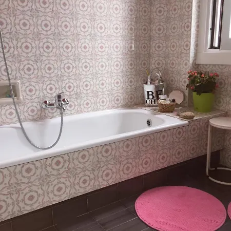 Oda ve Kahvaltı Dai Muli 2*